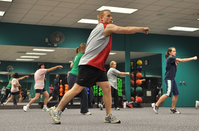 fitness-room-1180062_640